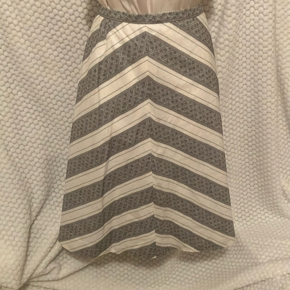 LOFT Elegant blue/Gray and Cream Women's Skirt size 6